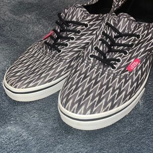 Vans Shoes! Women 8.5